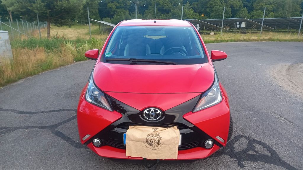 Toyota Aygo (X) 53.200 km 7.300 &euro; Wittstock 16909