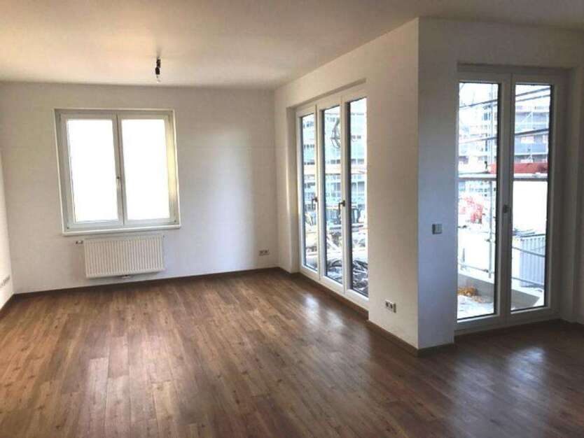 Wohnung zum Mieten in Berlin 1.096,47 € 81.22 m²