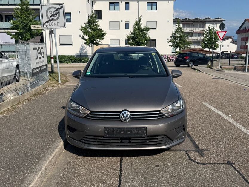 VW Golf 162.000 km 8.690 € Appenweier 77767