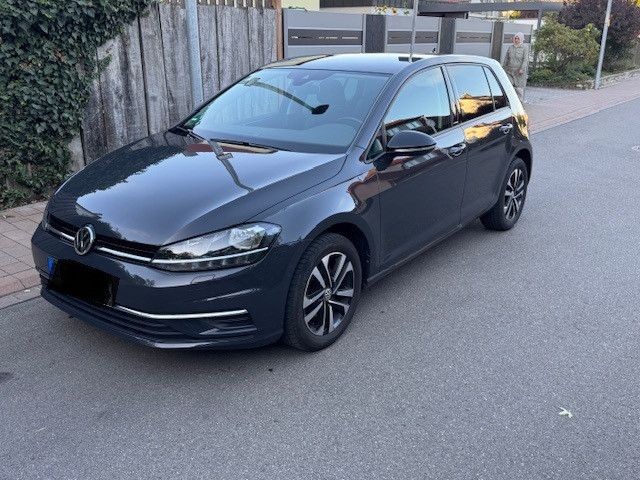 VW Golf 101.000 km 14.800 € Gärtringen 71116