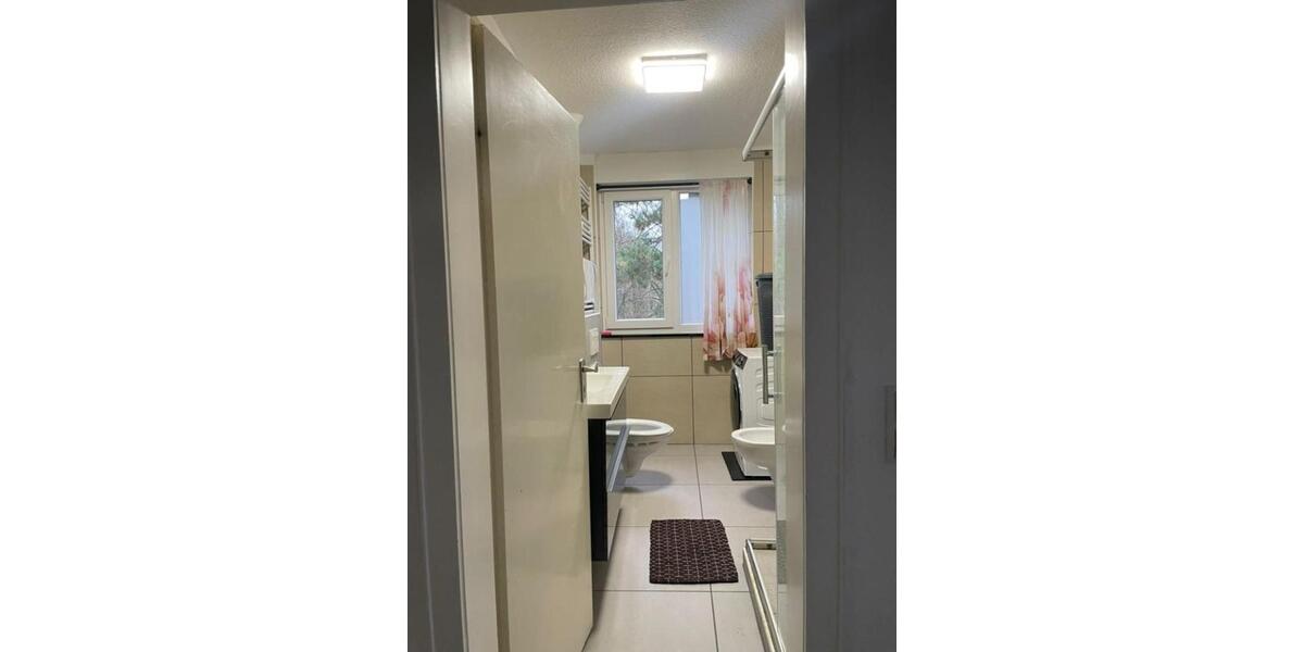 Etagenwohnung Bonn Hardtberg - 4 Zimmer, 100 m&sup2;, 950&euro; | Angebot:25932372