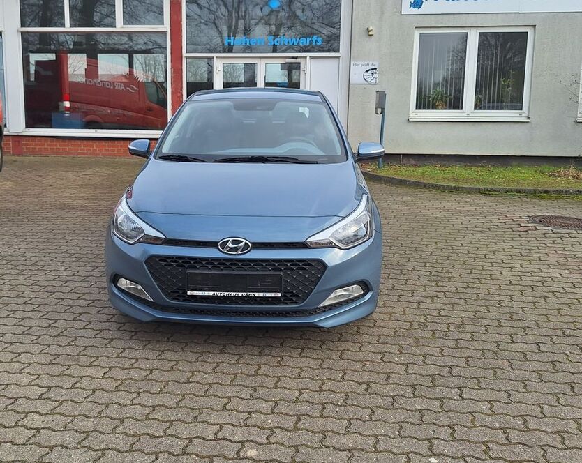 i20