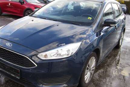 Ford Focus 74.800 km 8.490 &euro; Zimmern ob Rottweil 78658