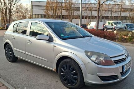Opel Astra 211.000 km 1.450 &euro; Puchheim 82178