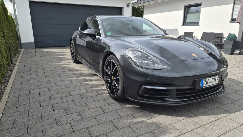 Porsche Panamera 167.000 km 50.500 &euro; Alpirsbach 72275