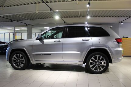 Jeep Grand Cherokee 46.133 km 29.888 € Hollenstedt 21279
