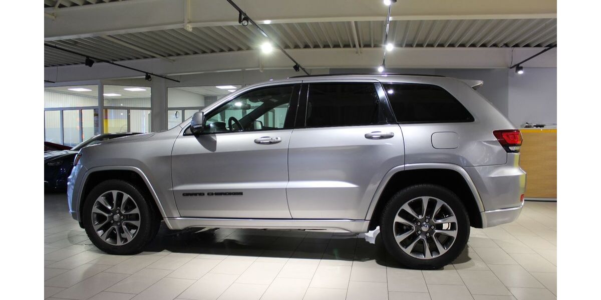 Jeep Grand Cherokee 46.133 km 29.888 € Hollenstedt 21279