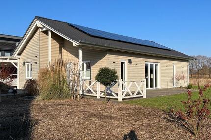 [Anfragestop]Modernes, freistehendes, ebenerdiges Einfamilienhaus 3 zimmer