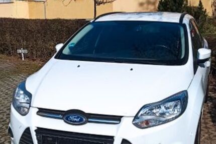 Ford Focus 174.000 km 3.800 &euro; Amberg 92224