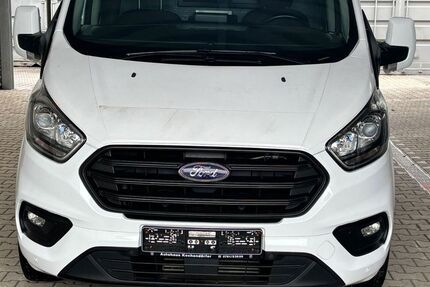 Ford Transit Custom 222.436 km 13.000 &euro; Schwäbisch Hall 74523