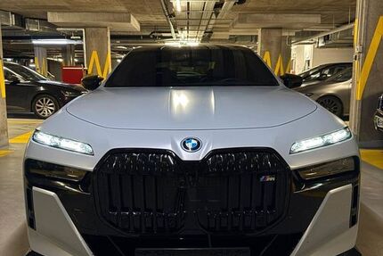 BMW 760 47.000 km 149.000 &euro; Kraków 31-15