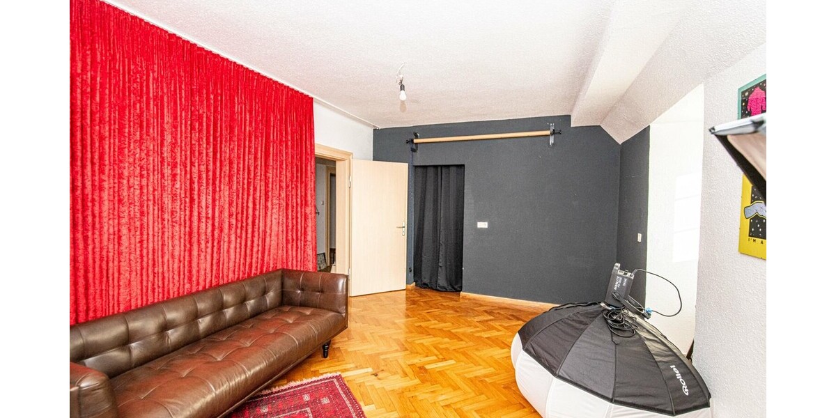 Großzügige Wohnung in zentraler Lage mit Wohlfühlbadmix - Etagenwohnung Cham | Angebot:24979592