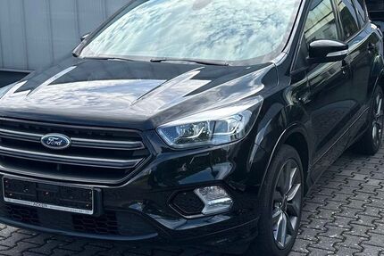 Ford Kuga 86.000 km 12.900 &euro; Marburg 35043