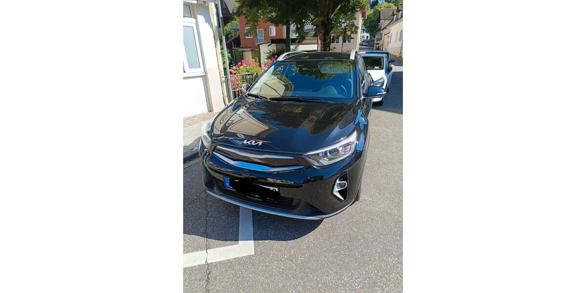 Kia Stonic 23.000 km 15.995 &euro; Baden Baden 76534