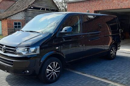 VW T5 Caravelle 107.000 km 23.500 &euro; Vellahn 19260
