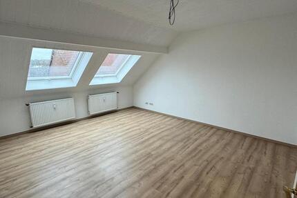 Wohnung Weißenfels - 3 Zimmer, 74 m&sup2;, 518&euro; | Angebot:25999383