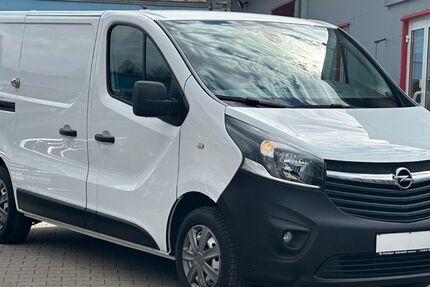 Opel Vivaro 91.000 km 12.995 &euro; Bruchsal-Helmsheim 76646