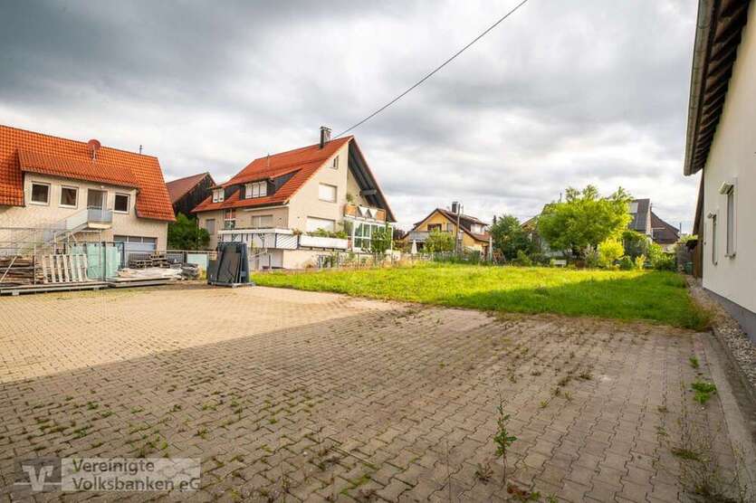 Grundstück zu verkaufen in Althengstett Neuhengstett 195.000 € 553 m²