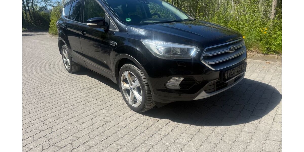 Ford Kuga 249.999 km 8.999 &euro; München 81245
