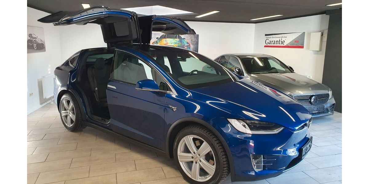 Tesla Model X 149.873 km 27.400 &euro; Hamburg 22529