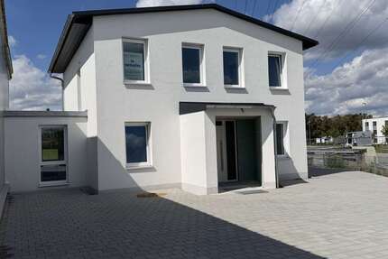Gewerbeobjekt Röttenbach - 649.900&euro; | Angebot:27267828