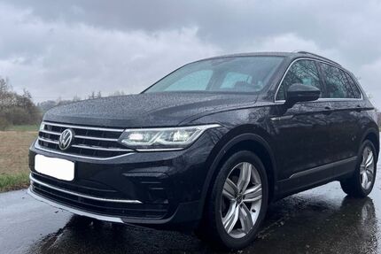 VW Tiguan 88.000 km 24.700 &euro; Burgebrach 96138
