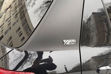 Toyota Yaris 28.555 km 15.555 &euro; Berlin-Tegel 13509