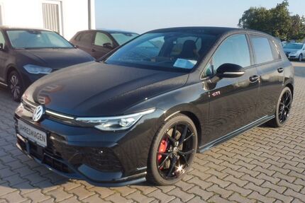 VW Golf 22.514 km 39.980 € Ursensollen 92289