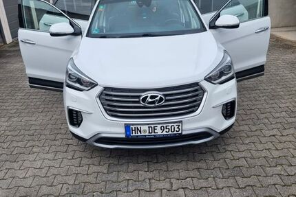 Hyundai Grand Santa Fe 160.000 km 18.900 &euro; Neckarsulm 74172