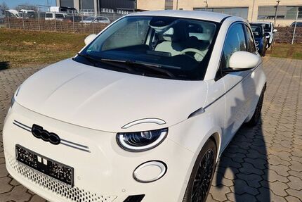 Fiat 500e 19.530 km 20.900 &euro; Ratzeburg 23909