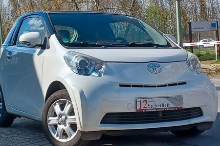 Toyota IQ 99.570 km 4.750 &euro; Duisburg 47269