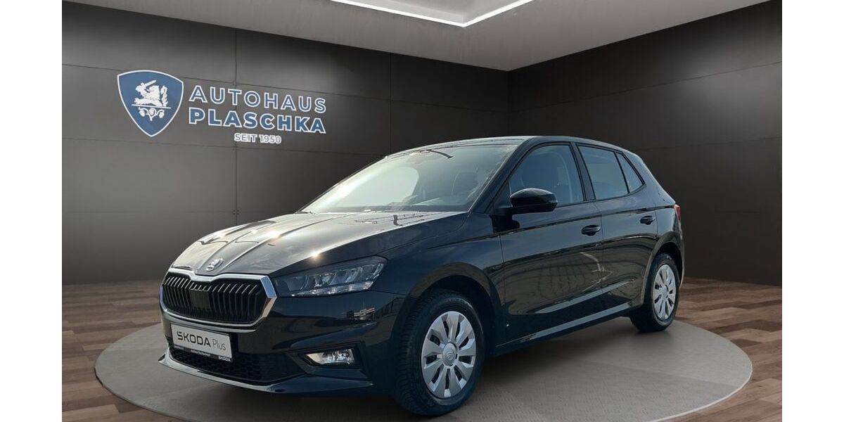 Skoda Fabia 13.180 km 17.450 &euro; Winsen/Luhe 21423