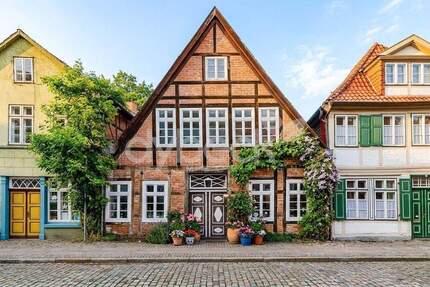 Haus Lüneburg Altstadt - 6 Zimmer, 199 m&sup2;, 519.000&euro; | Angebot:25801437