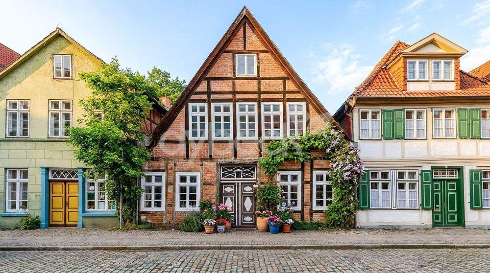 Mehrfamilienhaus, Wohnhaus Lüneburg Altstadt - 6 Zimmer, 199 m&sup2;, 519.000&euro; | Angebot:25801437
