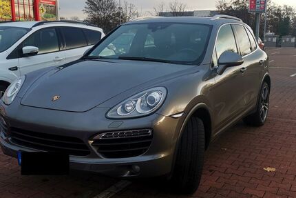 Porsche Cayenne 90.450 km 35.000 € Krefeld 47802