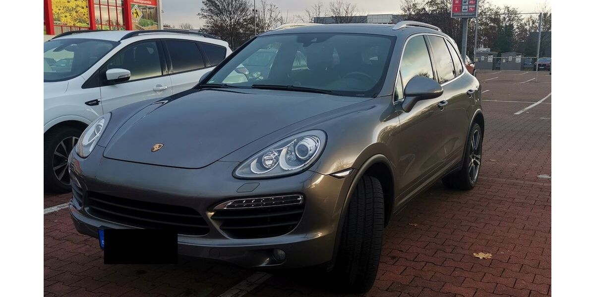 Porsche Cayenne 90.450 km 35.000 € Krefeld 47802