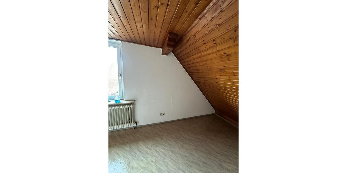 Dachgeschoßwohnung Nabburg - 1 Zimmer, 29 m&sup2;, 215&euro; | Angebot:26403659