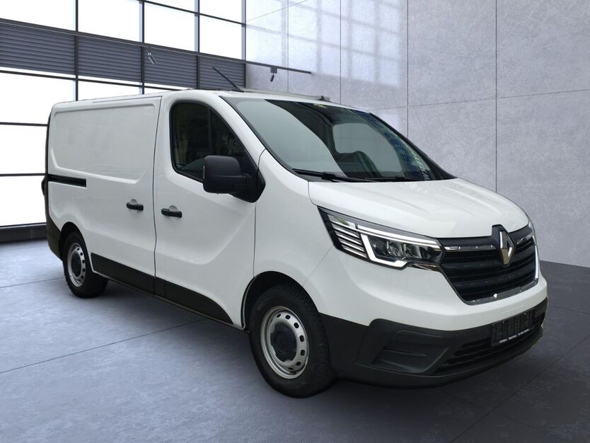 Renault Trafic 28.600 km 23.399 € Regensburg 93053