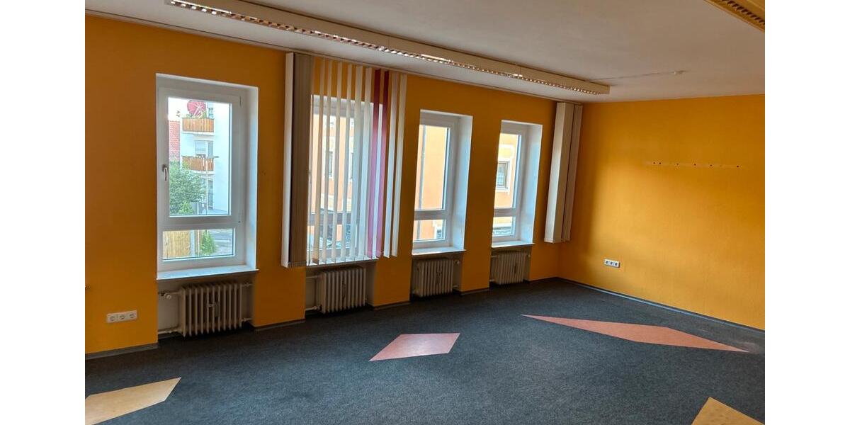 Mehrfamilienhaus, Wohnhaus Furth im Wald - 35 Zimmer, 900.000&euro; | Angebot:21673096