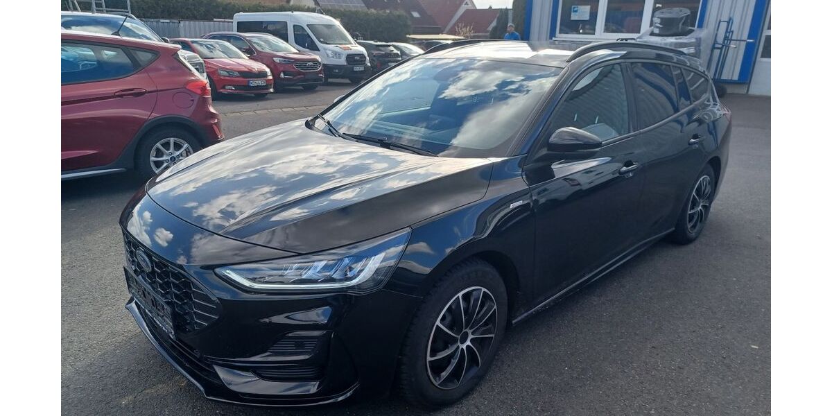 Ford Focus 45.000 km 17.990 &euro; Wiesau 95676