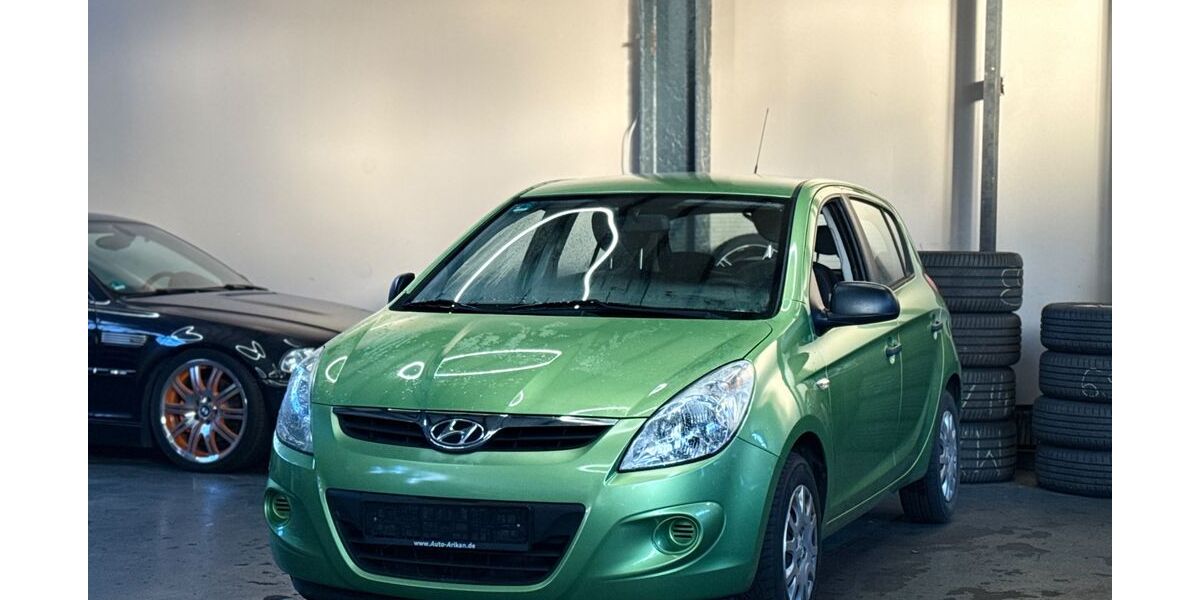 Hyundai i20 94.000 km 3.980 &euro; Stuttgart 70374