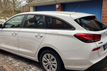 Hyundai i30 84.000 km 14.499 &euro; Hamburg 22395