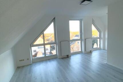 Lichtdurchflutete 2-Zimmer-Wohnung mit Stellplatz (renoviert) 2 zimmer