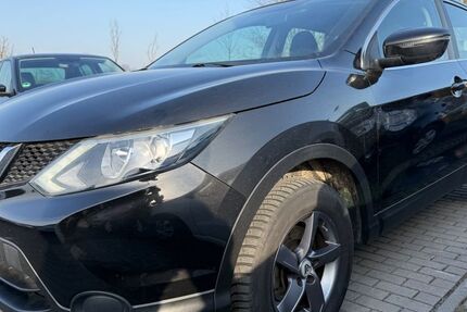 Nissan Qashqai 142.000 km 8.800 &euro; Wildau 15745