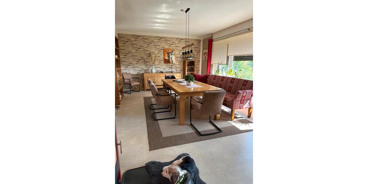 Einfamilienhaus Rüthen - 7 Zimmer, 240 m&sup2;, 330.000&euro; | Angebot:26000889