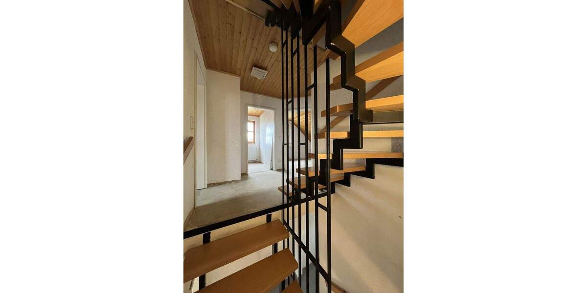 Doppelhaushälfte Stegaurach - 5 Zimmer, 126 m&sup2;, 595.000&euro; | Angebot:25879720