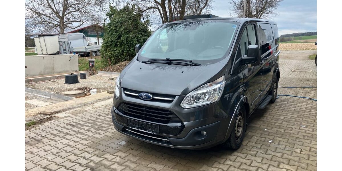 Ford Tourneo Custom 173.680 km 15.500 &euro; Isen 84424
