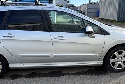 Peugeot 308 181.500 km 4.400 &euro; Meßstetten 72469