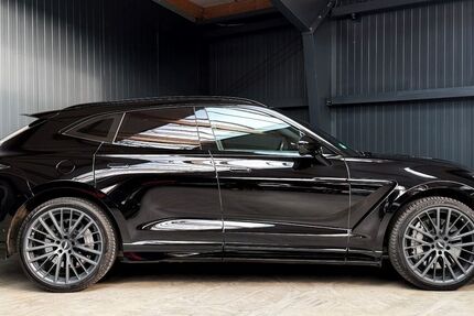 Aston Martin DBX 33.310 km 194.707 &euro; Siek 22962