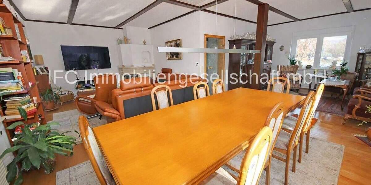Bungalow Gräfenhainichen - 4 Zimmer, 139 m&sup2;, 385.000&euro; | Angebot:25822462